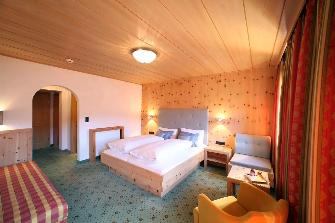 Landgut Thalerhof Hotel Telfes im Stubai Guest house